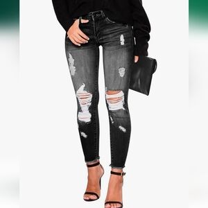 Distressed Black Women's Jeans Nwot